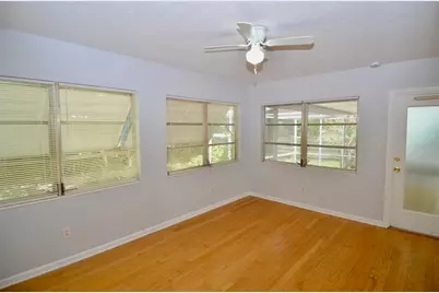 3525 Iroquois Avenue, Sarasota, FL 34234 - Photo 9