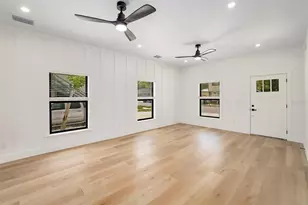 1632 Ballard Park Dr, Bradenton, FL 34205 - Photo 9