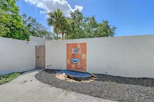 664 Woodlawn Dr, Bradenton, FL 34210 - Photo 33