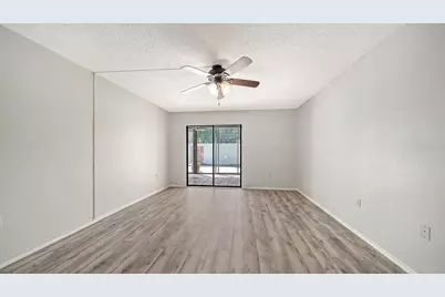 664 Woodlawn Drive, Bradenton, FL 34210 - Photo 17