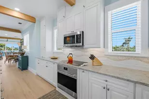 115 Aqua Ln, Holmes Beach, FL 34217 - Photo 19