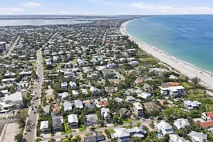 115 Aqua Ln, Holmes Beach, FL 34217 - Photo 61