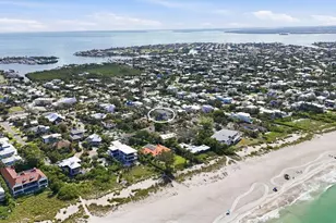 115 Aqua Ln, Holmes Beach, FL 34217 - Photo 5