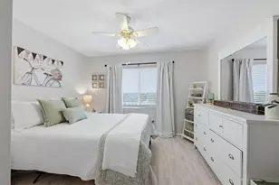 3446 Lake Bayshore Dr, Bradenton, FL 34205 - Photo 23