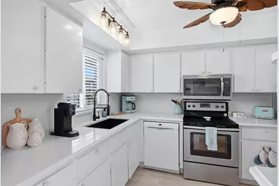 3446 Lake Bayshore Drive #416, Bradenton, FL 34205 - Photo 17