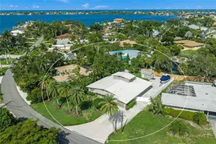 7616 Cove Terrace, Sarasota, FL 34231 - Photo 5