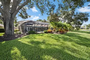 8314 Cypress Hollow Dr, Sarasota, FL 34238 - Photo 15