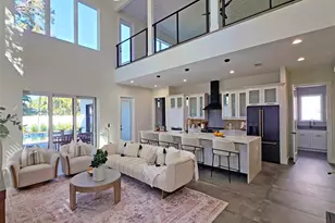 2475 Bay St, Sarasota, FL 34237 - Photo 11