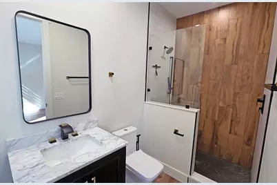2475 Bay Street, Sarasota, FL 34237 - Photo 45