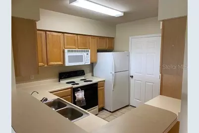3015 Chianti Court #106, Sarasota, FL 34237 - Photo 5