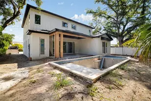 2114 Floyd St, Sarasota, FL 34239 - Photo 11