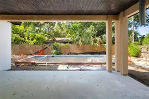 2114 Floyd St, Sarasota, FL 34239 - Photo 13
