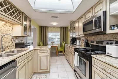 3136 Bispham Road, Sarasota, FL 34231 - Photo 9