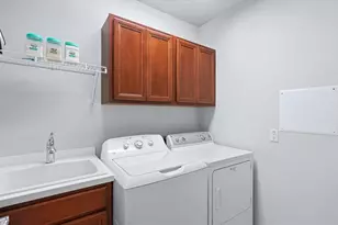 1585 Dorgali Dr, Sarasota, FL 34238 - Photo 23