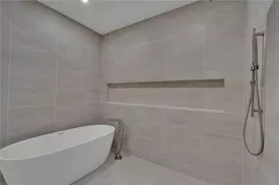 70 Avenida Veneccia, Sarasota, FL 34242 - Photo 25