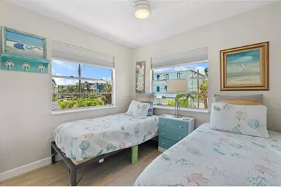 2517 Avenue C, Bradenton Beach, FL 34217 - Photo 17
