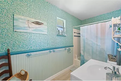 2517 Avenue C, Bradenton Beach, FL 34217 - Photo 25