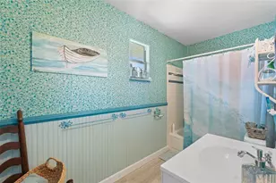 2517 Avenue C, Bradenton Beach, FL 34217 - Photo 25