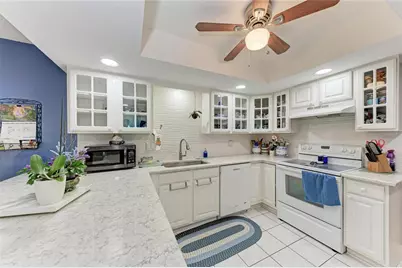 6207 Courtside Drive #23, Bradenton, FL 34210 - Photo 17