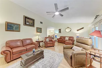 6207 Courtside Drive #23, Bradenton, FL 34210 - Photo 13