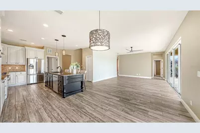 116 New Briton Court, Bradenton, FL 34212 - Photo 9