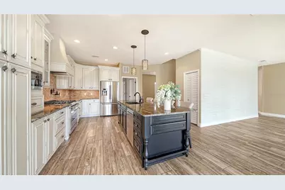 116 New Briton Court, Bradenton, FL 34212 - Photo 13