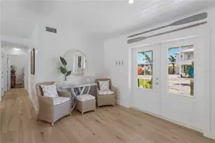401 N Shore Dr, Anna Maria, FL 34216 - Photo 5