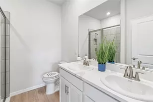 18350 Tavernside Trl, Lakewood Ranch, FL 34211 - Photo 21