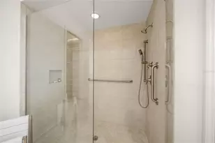 264 St Lucia Dr, Bradenton, FL 34209 - Photo 17