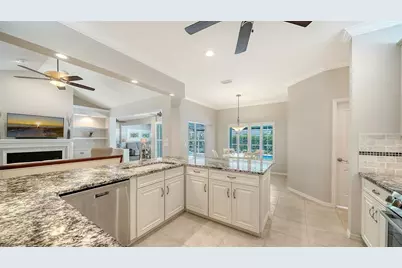 4322 Highland Oaks Circle, Sarasota, FL 34235 - Photo 5