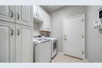 4322 Highland Oaks Circle, Sarasota, FL 34235 - Photo 19