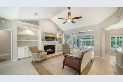 4322 Highland Oaks Circle, Sarasota, FL 34235 - Photo 9