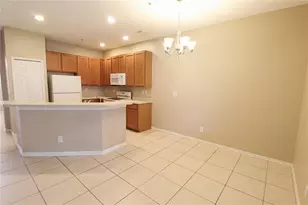 4011 Burlwood Rd, Sarasota, FL 34233 - Photo 5