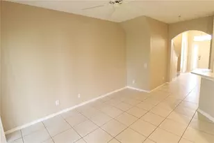 4011 Burlwood Rd, Sarasota, FL 34233 - Photo 7