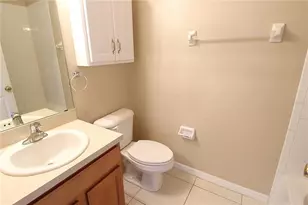 4011 Burlwood Rd, Sarasota, FL 34233 - Photo 13