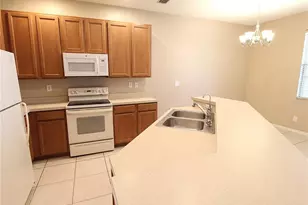 4011 Burlwood Rd, Sarasota, FL 34233 - Photo 5