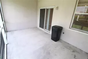 4011 Burlwood Rd, Sarasota, FL 34233 - Photo 15