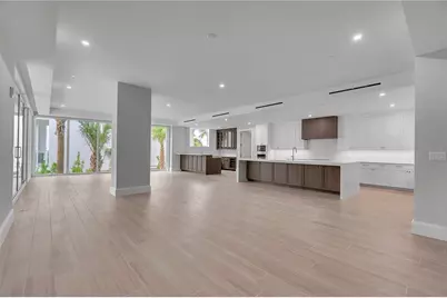 70 Avenida Veneccia #204, Sarasota, FL 34242 - Photo 11