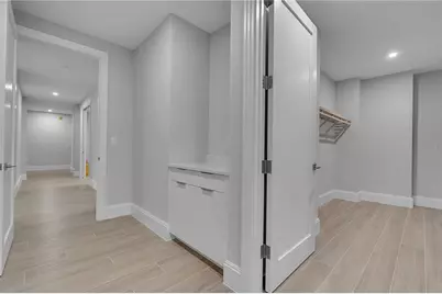 70 Avenida Veneccia #204, Sarasota, FL 34242 - Photo 17
