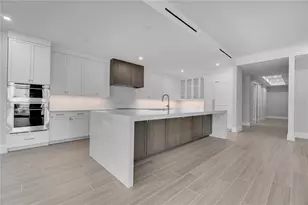 70 Avenida Veneccia, Sarasota, FL 34242 - Photo 5