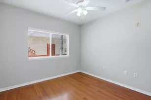 3958 Mediterranea Cir, Sarasota, FL 34233 - Photo 15