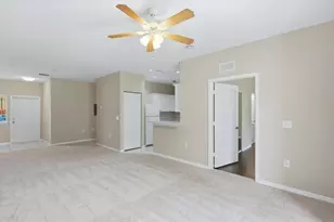 3958 Mediterranea Cir, Sarasota, FL 34233 - Photo 7