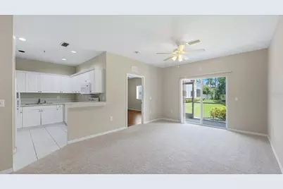 3958 Mediterranea Circle #411, Sarasota, FL 34233 - Photo 7