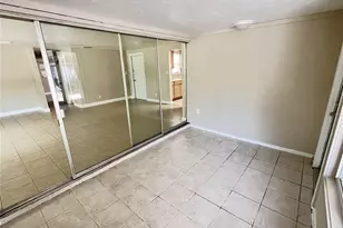 712 67th Ave W, Bradenton, FL 34207 - Photo 5