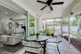 7812 38th Ct E, Sarasota, FL 34243 - Photo 33