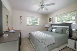 7812 38th Ct E, Sarasota, FL 34243 - Photo 27