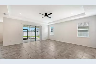 15127 Las Olas Place, Bradenton, FL 34212 - Photo 7
