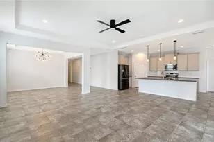 15127 Las Olas Pl, Bradenton, FL 34212 - Photo 9