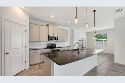 15127 Las Olas Place, Bradenton, FL 34212 - Photo 11
