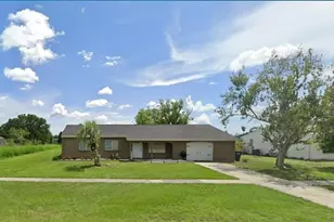 6735 Appomattox Dr, North Port, FL 34287 - Photo 1